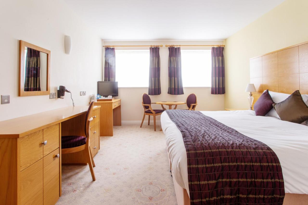 George Albert Hotel & Spa Frome Saint Quinton Exterior photo